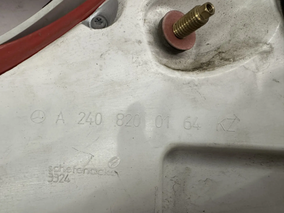 Фонарь задний левый Maybach W240 2002-2010