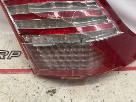 Фонарь задний левый Maybach W240 2002-2010