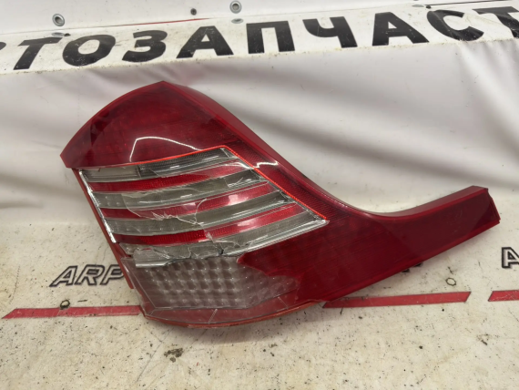 Фонарь задний левый Maybach W240 2002-2010