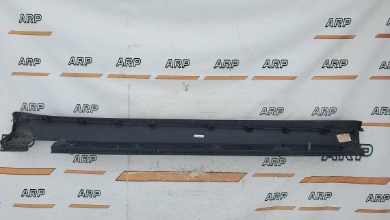 Накладка порога левая Mercedes-Benz M-Class W164 2005–2011