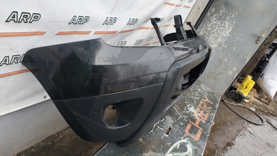 Бампер передний Renault Duster 1 2010-2015