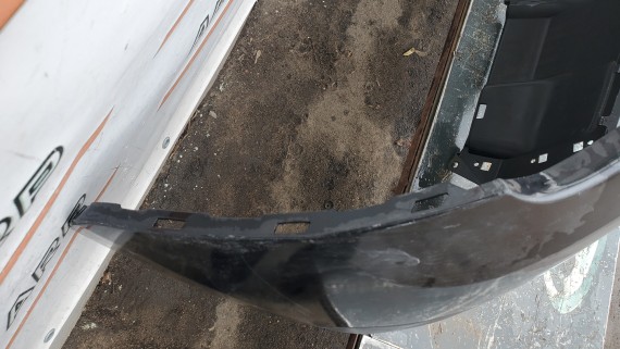 Бампер передний Renault Duster 1 2010-2015
