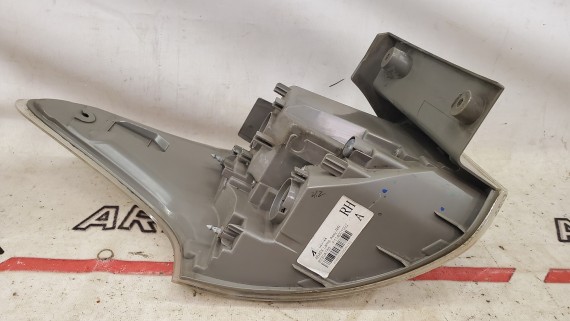 Фонарь задний правый Mitsubishi Outlander 3 GF 2013-2015