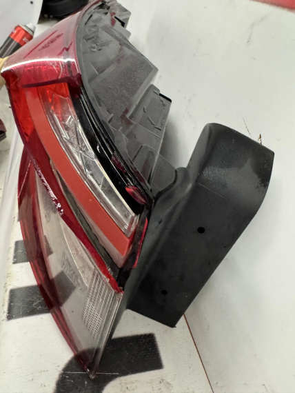 Фонарь задний правый Skoda Kodiaq 2016-2022