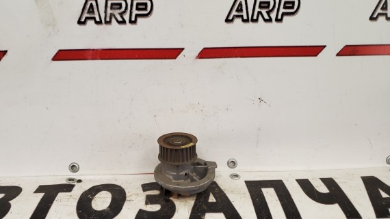 Насос водяной (помпа) Opel Vectra C 2002-2008 2.0 16V