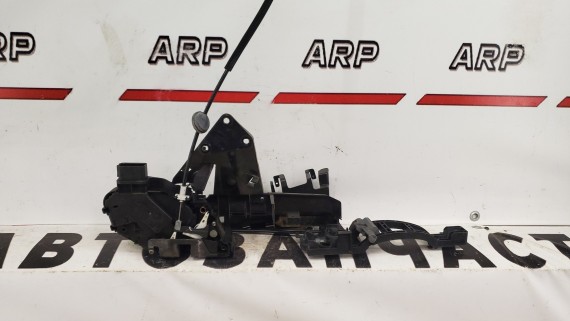 Замок двери передней правой Ford Focus 2 2007-2011