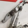 Петля багажника левая Nissan Primera P12 2001–2008