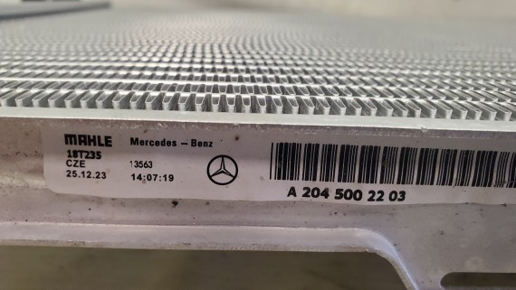 Радиатор двигателя Mercedes-Benz C-Class W204 E W212 2007–2015