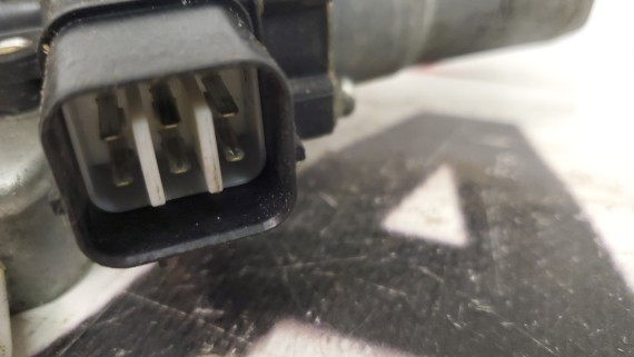 Стеклоподъемник задний левый Mitsubishi Lancer 9 2000-2010