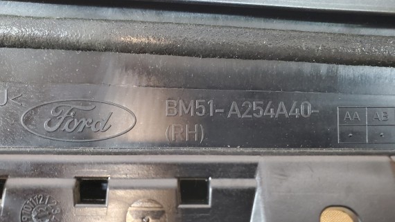 Накладка двери задней правой Ford Focus 3 2011-2019