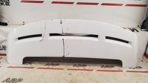 Спойлер двери багажника Land Rover Discovery 5 L462 2016-н.в