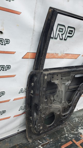 Дверь задняя правая Nissan X-Trail 1 T30 2000-2007