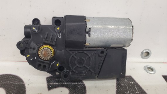 Моторчик люка крыши Chevrolet Camaro LT LS Cadillac SRX 2016-2021