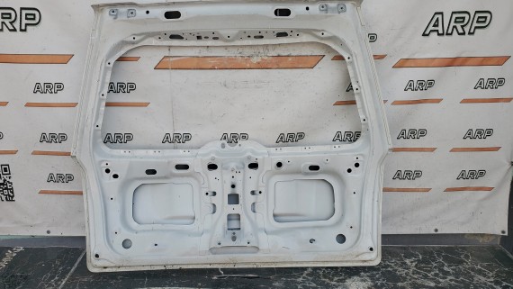 Крышка багажника Land Rover Freelander 2 2006-2012