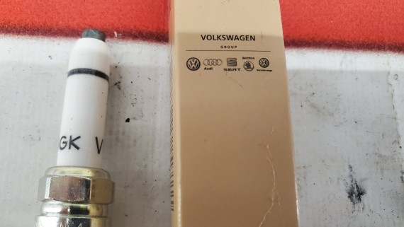 Свечи зажигания Audi Volkswagen Skoda Seat VAG