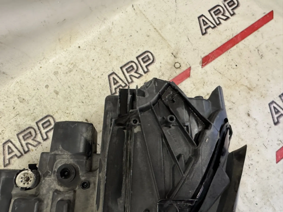 Фара левая Mercedes-Benz E-Classe W213 2016-2020