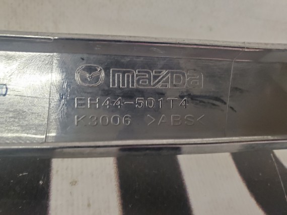 Молдинг решетки радиатора Mazda CX 7 2009-2012