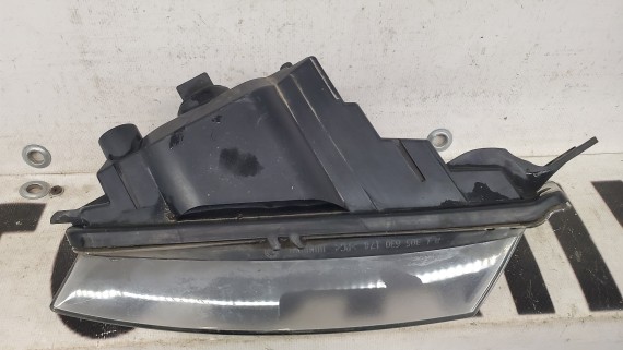 Фара противотуманная правая Bmw 1-Series E87 2004–2014