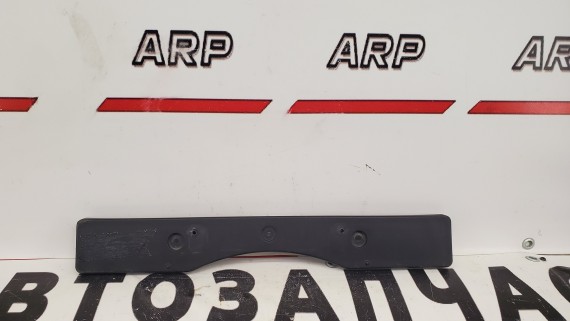 Подиум переднего номера Toyota Camry V50 2013-2017