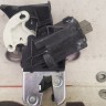 Замок крышки багажника Volkswagen Passat B6 2005-2010