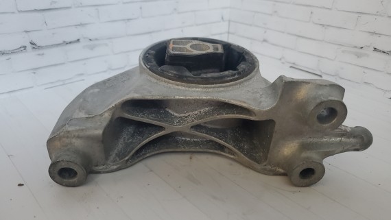 Подушка двигателя Chevrolet Captiva C140 Opel Antara 2010-2018