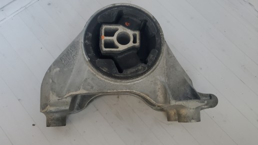 Подушка двигателя Chevrolet Captiva C140 Opel Antara 2010-2018