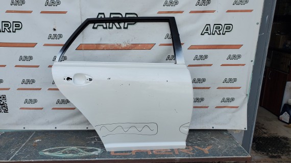 Дверь задняя правая Toyota Avensis 2 Wagon 2003-2009