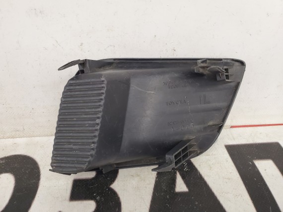 Решетка в бампер левая Toyota Land Cruiser 150 Prado 2009-2013