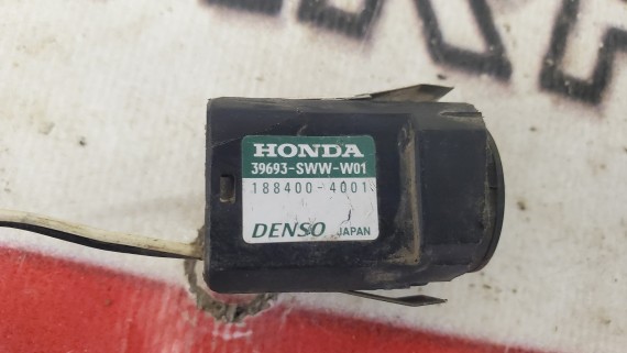 Датчик парковки задний Honda CR-V 3 2007-2012