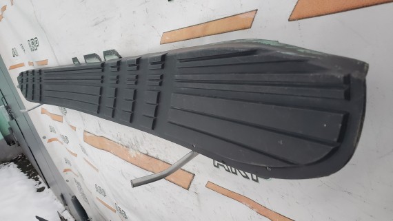 Накладка порога правая Toyota Land Cruiser Prado 120 2002-2007