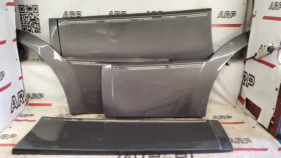 Молдинги дверей Mercedes-Benz M-Class W164 BRABUS 2005-2011