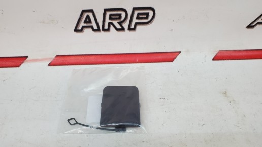 Заглушка буксировочного крюка правая заднего бампера BMW X1 E84 2012-2015